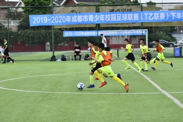 FIBA分享女篮世界杯精彩瞬间：阿美，你那儿也在下雨吗？